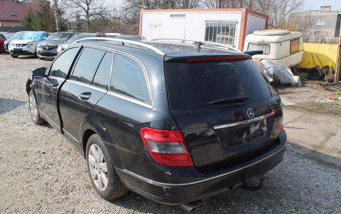Mercedes-Benz Klasa C cena 17900 przebieg: 195000, rok produkcji 2010 z Zbąszyń małe 121